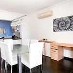 The Essence - Sea View 9 *