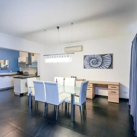 Exclusive Front Sea View 3-bdr With Pool Sv 9 Sliema