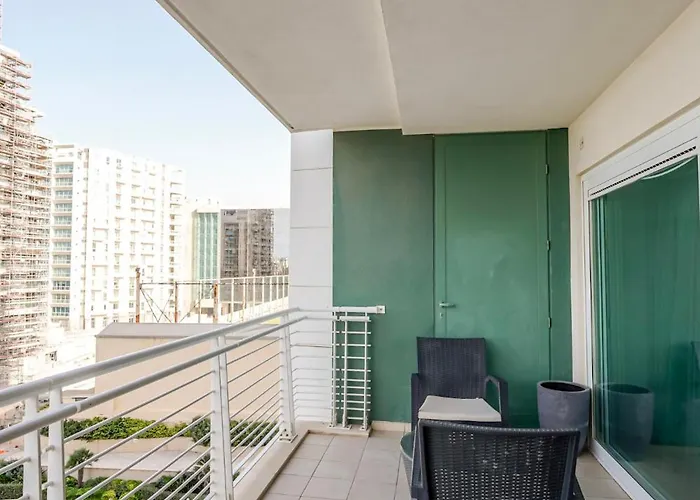 The Essence - S9 Sliema