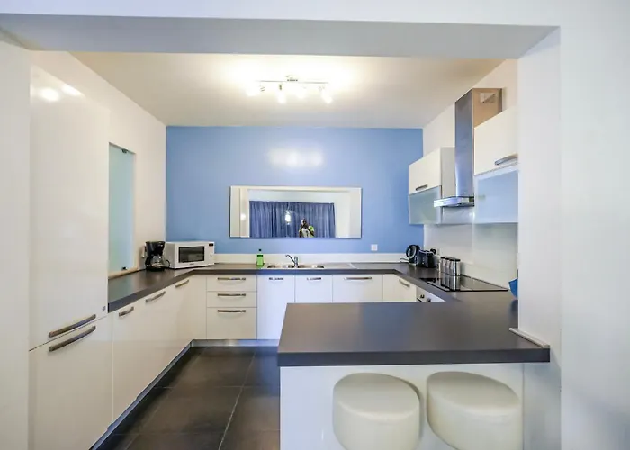 Exclusive Front Sea View 3-bdr With Pool Sv 9 Apartment Sliema