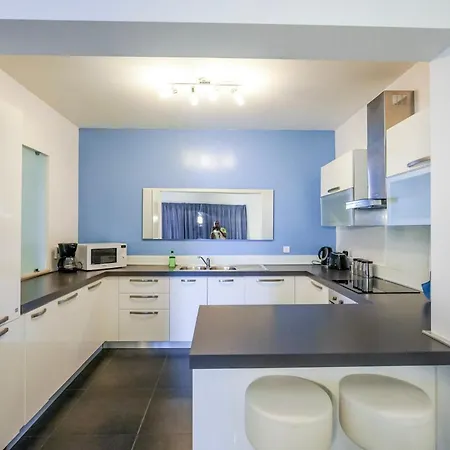 Apartamento Exclusive Front Sea View 3-bdr With Pool Sv 9 Sliema