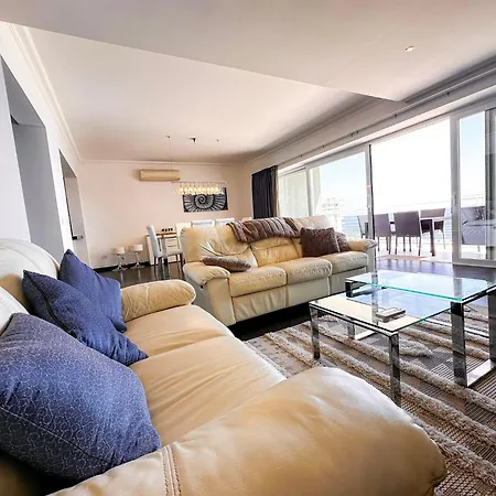 Exclusive Front Sea View 3-bdr With Pool Sv 9 דירה *