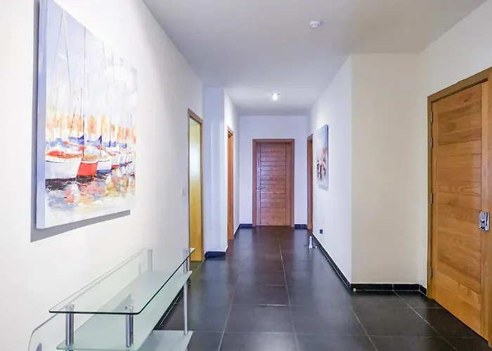 Exclusive Front Sea View 3-bdr With Pool Sv 9 * סליאמה